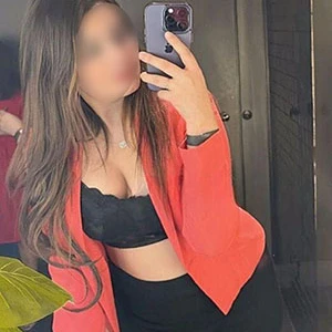 Simran – Elite Air Hostess Escort in Jaipur